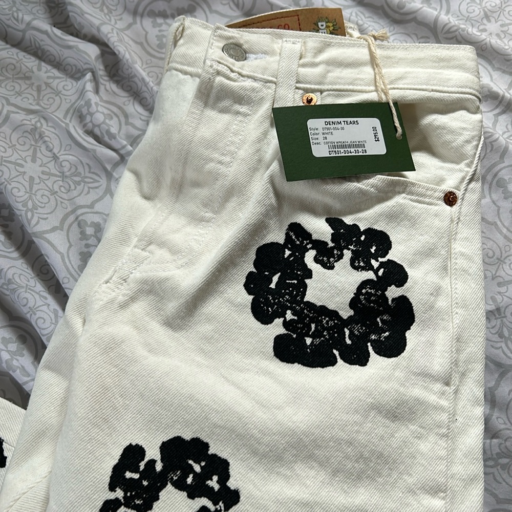 Brand new denim tear jeans no stretch black size 28x30